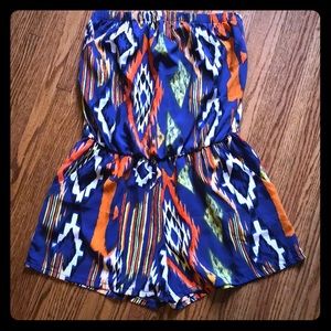 Tyche Romper *with pockets* Size Large.